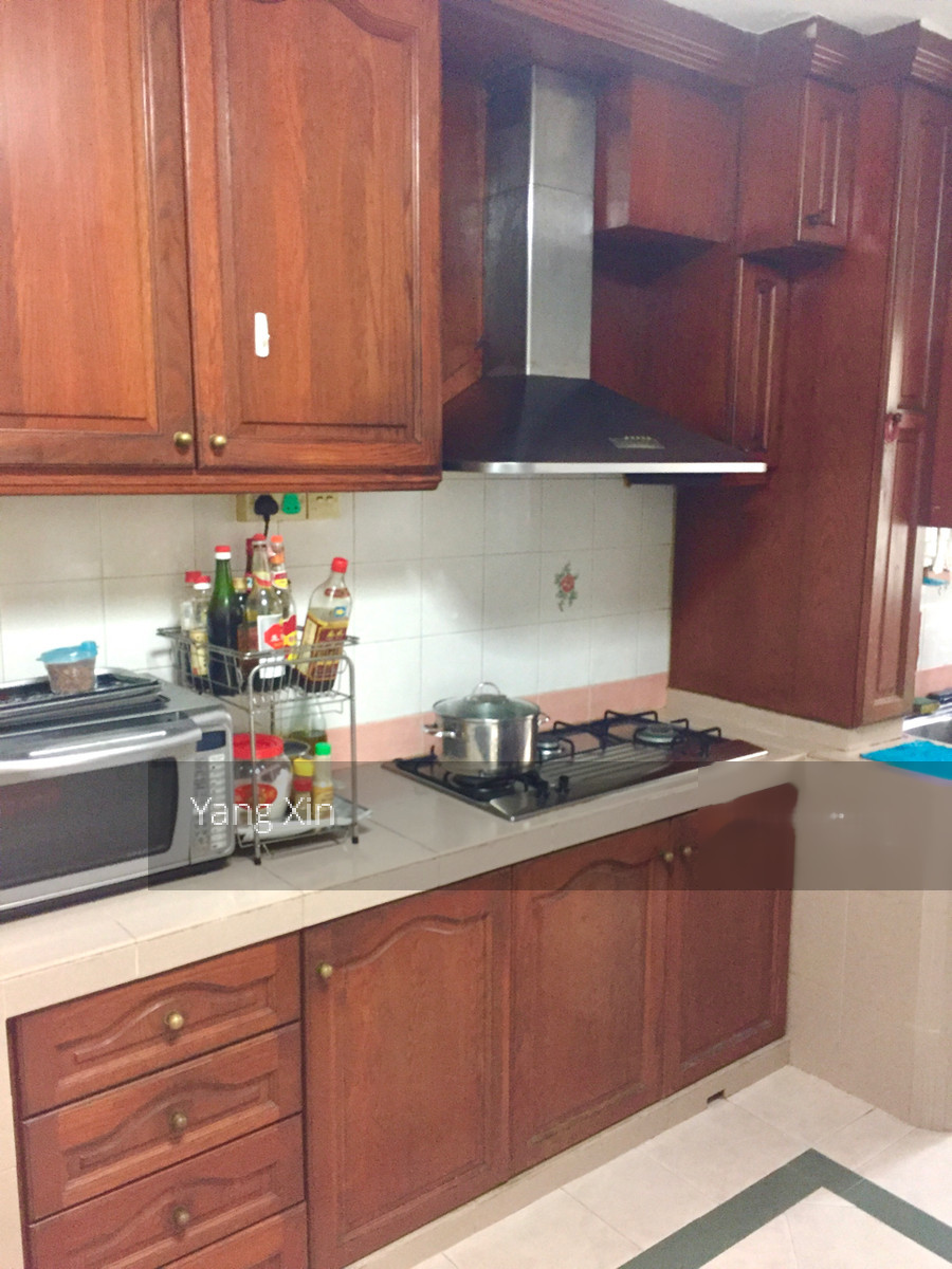 Blk 357 Hougang Avenue 7 (Hougang), HDB Executive #138126852
